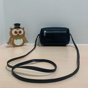 Black purse